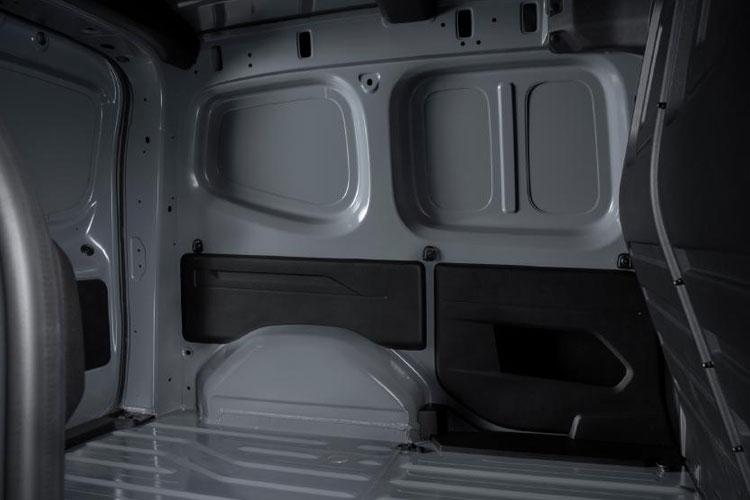 4067738 90kW Tekna Van Auto 45kWh