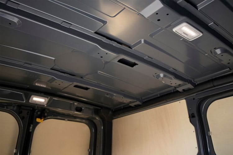 3958099 LL30 Blue dCi 170 Extra Sport [Safety] Van EAG9